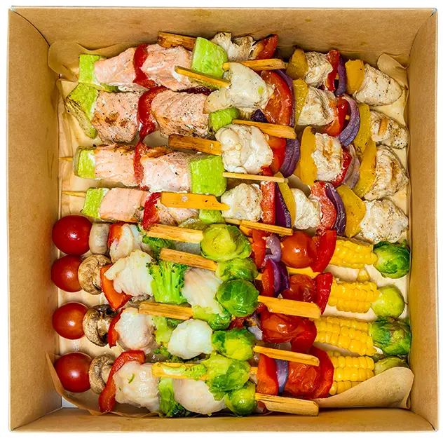 Шашлычки из мяса, рыбы и овощей
